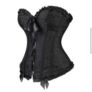 🔥 Gorgeous Black on Black Corset